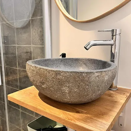 L'écrin De Pierre T1 Bis Balcon * Rouen